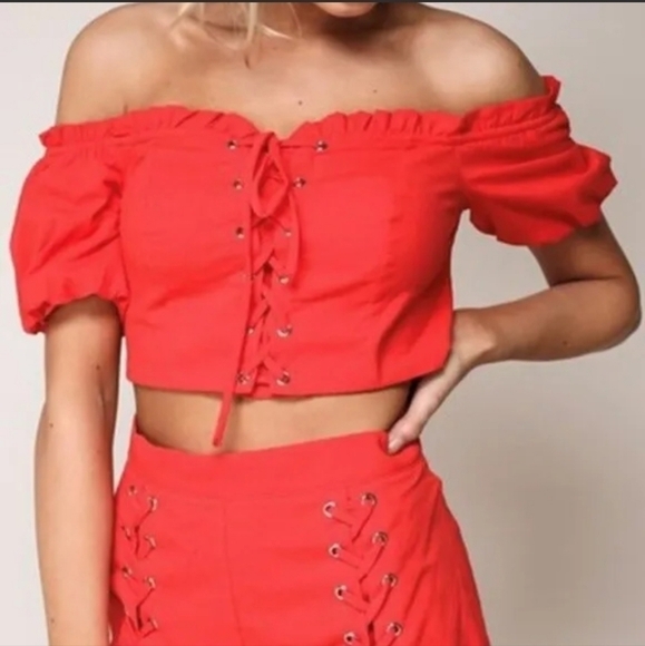 BLUE BLUSH Red Puff Off Shoulder Crop Top High Waist Lace-up Corset Shorts Set L - Picture 3 of 16